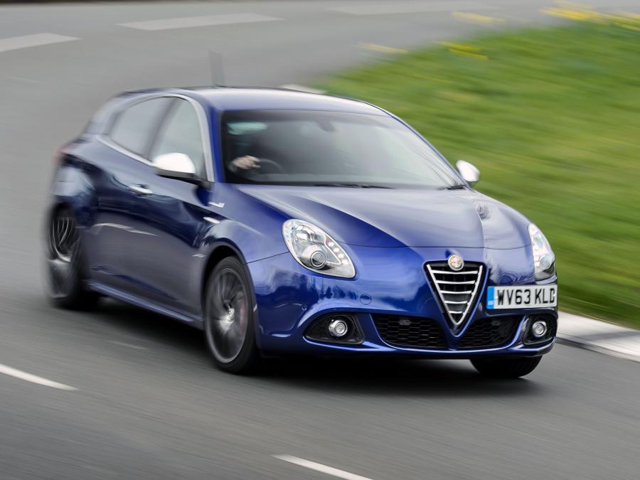  Alfa Romeo Giulietta Sportiva (940) 2014 года  (UK) (фото 41 из 48)